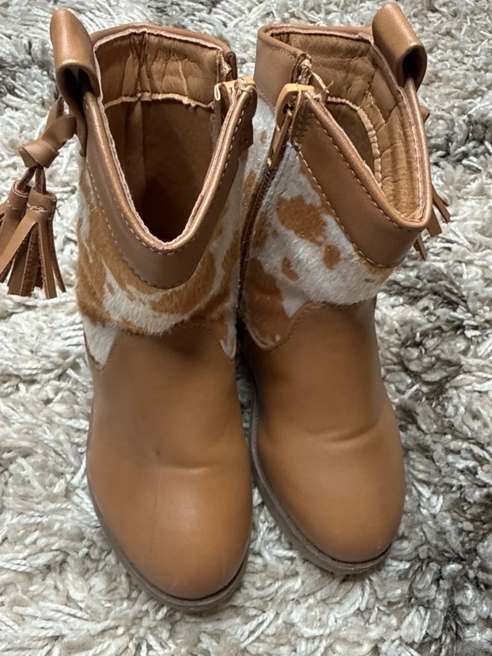 Girls Tan Cowhide-Accent Ankle Boots with Tassel Zipper